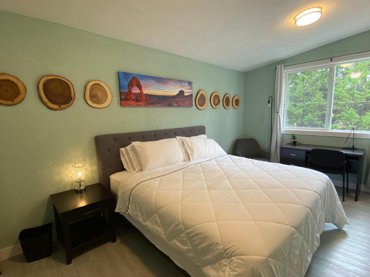 Hudson Homes Bnb Виктория Экстерьер фото